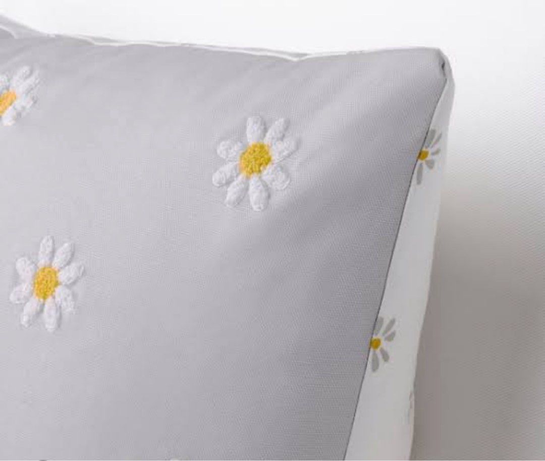 Pair of Throw Pillowcases Ikea 20x20” (Category: Cushions & Throws) located in Quezon City. Submitted by myextras (Listing ID 1391285529, Image 3). Description: Assorted designs to choose from, Take your pick! 350 a pair except for nattslanda (daisy design) 400 a pair skogsnava, spikkluba, solmott,stortimjan,nattslanda,plommonros .