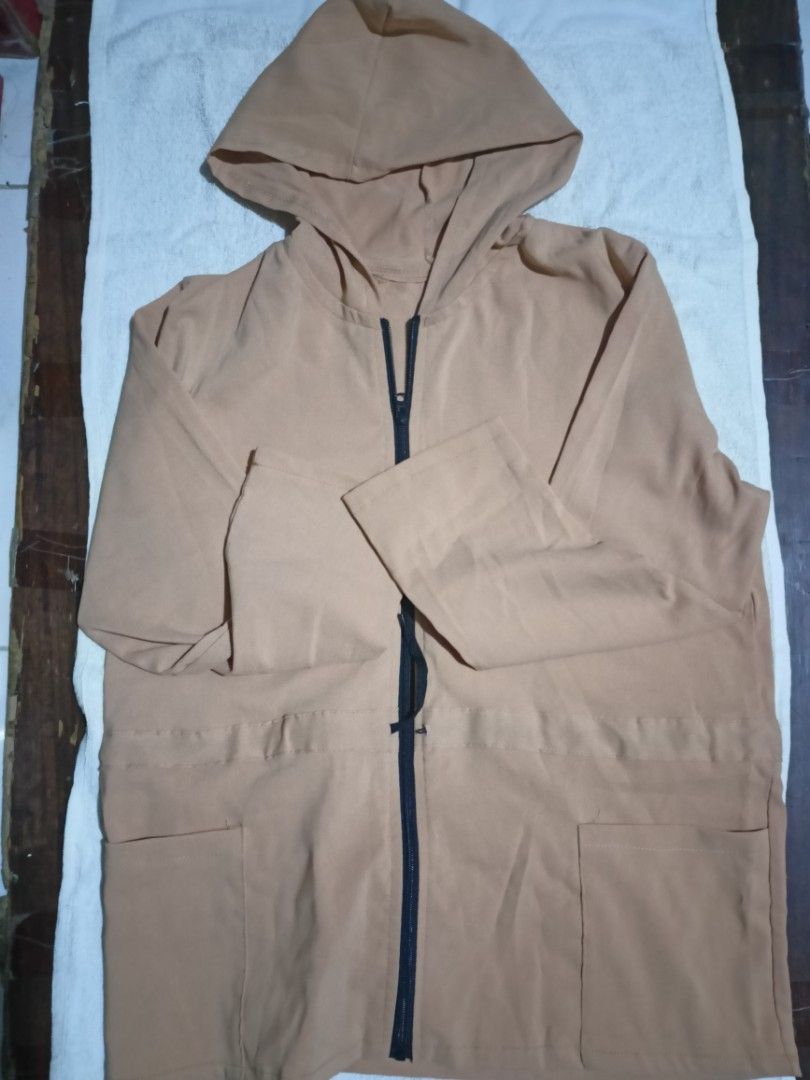 Parka jacket (Nude/Khaki/Beige color) (Category: Coats, Jackets and Outerwear) located in Manila. Submitted by bookedbyjam (Listing ID 1391343380, Image 3). Description: Parka Jacket bought from Taytay clothing shop. Never been used. Original price at the screenshot. RFS: Too big for me and not my preferred color. Never got a chance to refund..