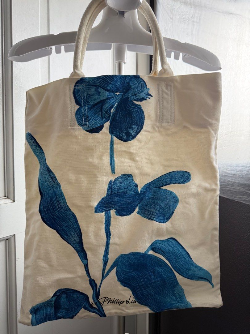 Phillip Lim Tote Bag (Category: Luxury Bags & Wallets) located in Manila. Submitted by fashion_alpha (Listing ID 1391159399, Image 1). Description: .