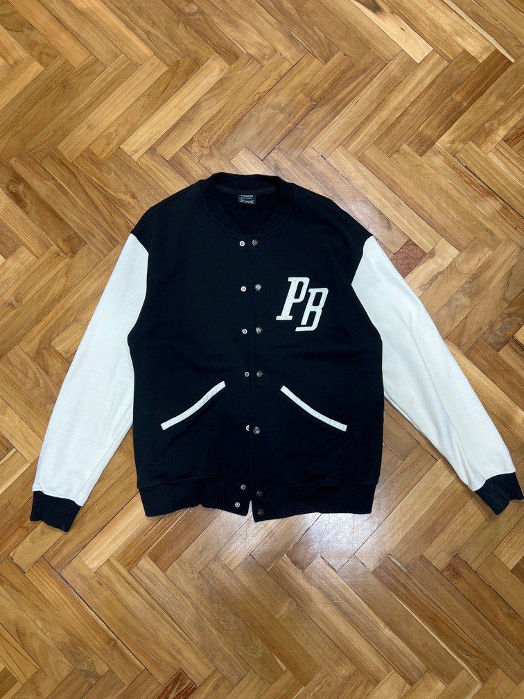 Pull&Bear Varsity Jacket (Category: Coats, Jackets and Outerwear) located in Kuala Lumpur. Submitted by afiqdnn (Listing ID 1391282521, Image 2). Description: condition: 9/10 💯 pit: 23.5 inch length: 27 inch.