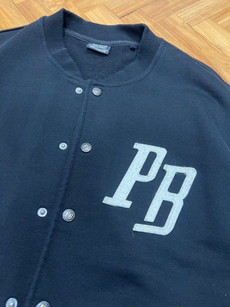 Pull&Bear Varsity Jacket (Category: Coats, Jackets and Outerwear) located in Kuala Lumpur. Submitted by afiqdnn (Listing ID 1391282521, Image 3). Description: condition: 9/10 💯 pit: 23.5 inch length: 27 inch.