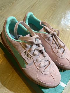 (Category: ) located in . Submitted by _x_preloved (Listing ID 1391268979, Image 1). Description: .