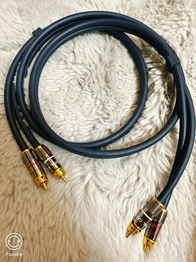 RCA cable （分類：其他音響配件及設備）位於 Hong Kong。 由 dustybear 提交（商品編號 1391303098，圖片 2）。簡介： 閑置放售 1 條 新舊如圖 已遺失單盒 。