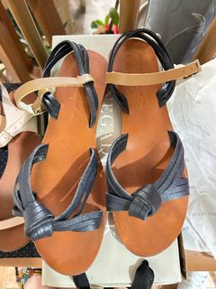 (Category: ) located in . Submitted by shopexpress247 (Listing ID 1391238998, Image 1). Description: .