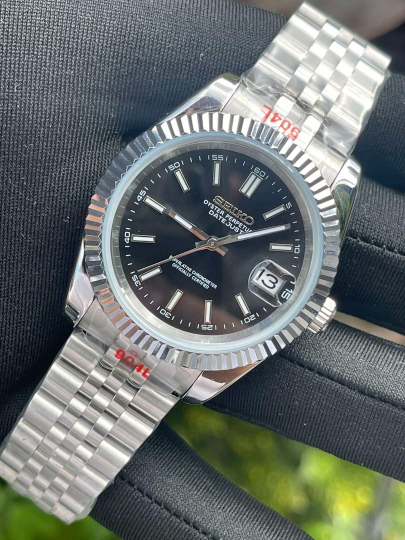 Seiko Mods (DateJust) (Category: Luxury Watches) located in Valenzuela. Submitted by jedmiguel (Listing ID 1391257326, Image 3). Description: Seiko Mods DateJust Choco Mint Green Black Silver Brown Pink Ice Blue Olive Navy Blue White For only PHP 8800 Brandnew & Original • Complete links • Comes with box, paperbag & card ✅ can do shipping ✅ COD OR COP VIA LBC ✅ meetup near me PM for more details Valenzuela/South Caloocan Area DISCLAIMER: We are n