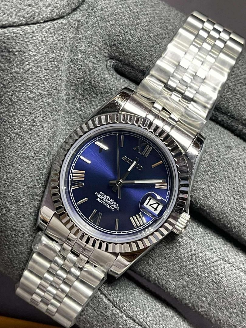 Seiko Mods (DateJust Numeral & Arabic Dial) (Category: Luxury Watches) located in Valenzuela. Submitted by jedmiguel (Listing ID 1391259333, Image 3). Description: Seiko Mods DateJust Numeral Dial Silver Green Navy Blue DateJust Arabic Dial Black Blue Rose Gold Olive Date Just Rose Gold Brown For only PHP 8800 Brandnew & Original • Complete links • Comes with box, paperbag & card ✅ can do shipping ✅ COD OR COP VIA LBC ✅ meetup near me PM for more