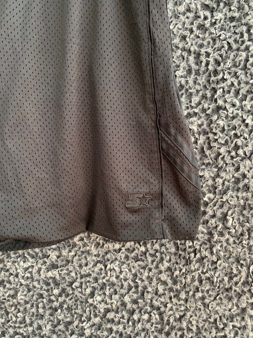 Starter Baller Short | Size L (Category: Shorts) located in General Trias. Submitted by zrchustle.604 (Listing ID 1391353933, Image 2). Description: No major issue Verygood condition.