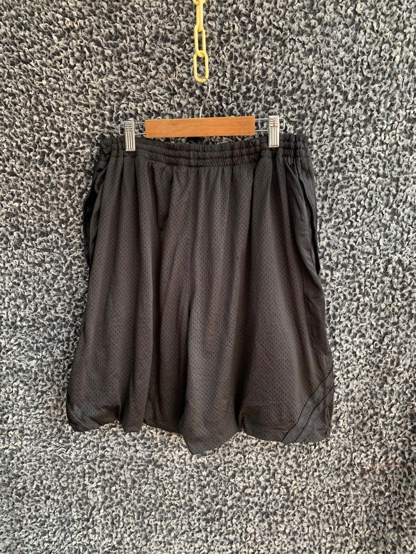 Starter Baller Short | Size L (Category: Shorts) located in General Trias. Submitted by zrchustle.604 (Listing ID 1391353933, Image 3). Description: No major issue Verygood condition.