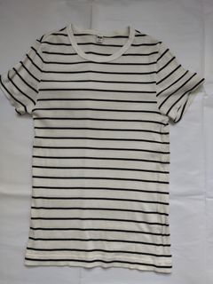 Uniqlo 間條針織衫64214531826049110