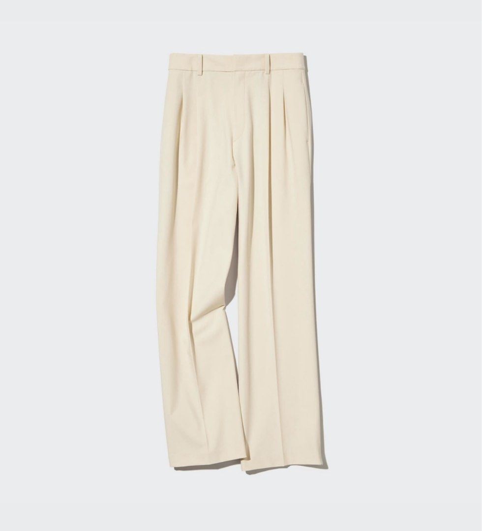 Uniqlo pleated wide pants (Category: Other Bottoms) located in Pasig City. Submitted by phey05 (Listing ID 1391239623, Image 1). Description: Orig price 1,990.