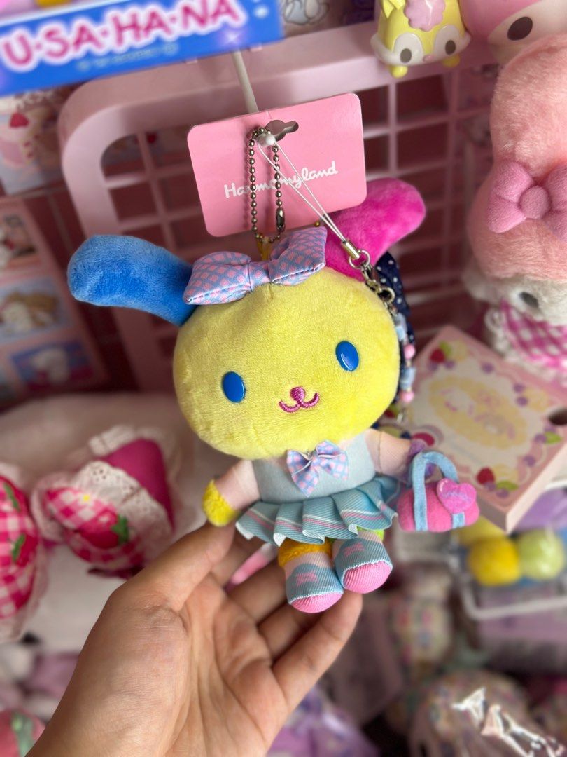 Usahana mascot/keychain (Category: Character Goods) located in Batangas. Submitted by declutterwithclare_ (Listing ID 1391345744, Image 1). Description: Brandnew usahana.