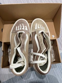 (Category: ) located in . Submitted by thriftchips (Listing ID 1391274166, Image 1). Description: .