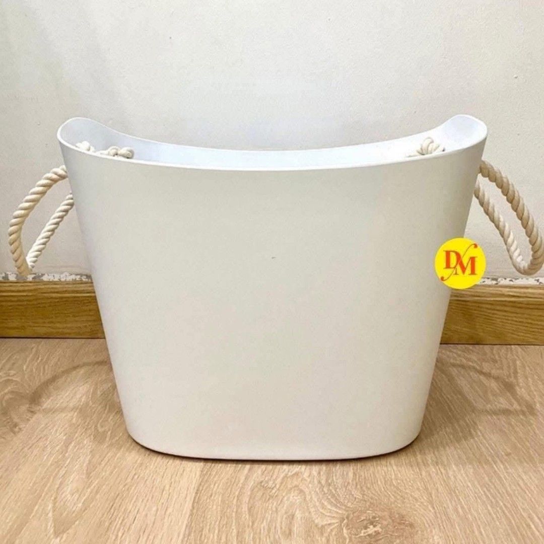 White High Quality Timba (Category: Bathroom & Kitchen Fixtures) located in Manila. Submitted by onlineshoppersph (Listing ID 1391169373, Image 1). Description: Cash On Deliver - Metro Manila - Delivery Fee/Handling Fee shouldered by BUYERS - DF/HF depends on BUYERS Location LALAMOVE PICK UP - Cash on Deliver - Metro Manila & Nearby DELIVER THRU COURIER, CARGO & BUS - Provincial Buyers - Payment 1st Thank You.