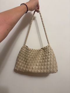 （分類：）位於 。 由 pigellete 提交（商品編號 1391300615，圖片 1）。簡介： 。