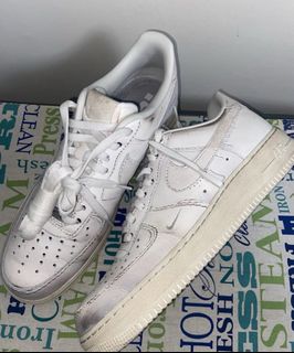 (Category: ) located in . Submitted by authentic_kicks23 (Listing ID 1391422866, Image 1). Description: .