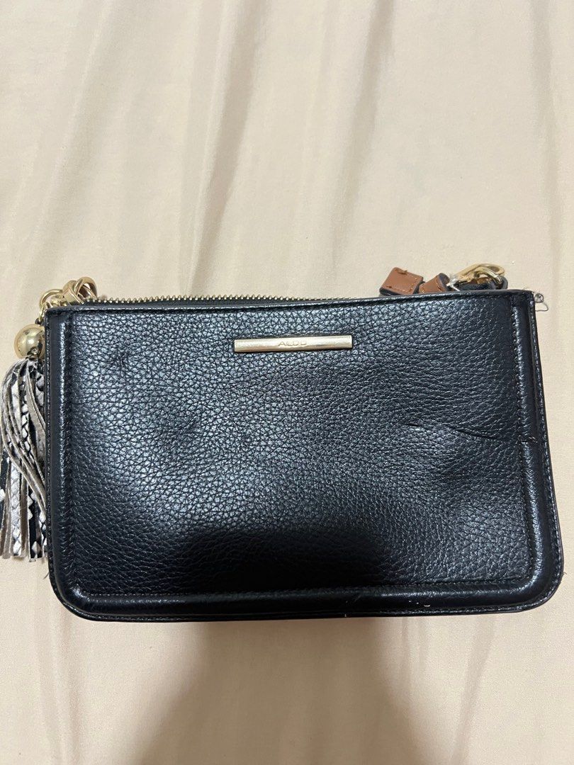 ALDO Cross-body Bag (Category: Cross-body Bags) located in Marikina City. Submitted by sc00007 (Listing ID 1391384504, Image 1). Description: orig. .