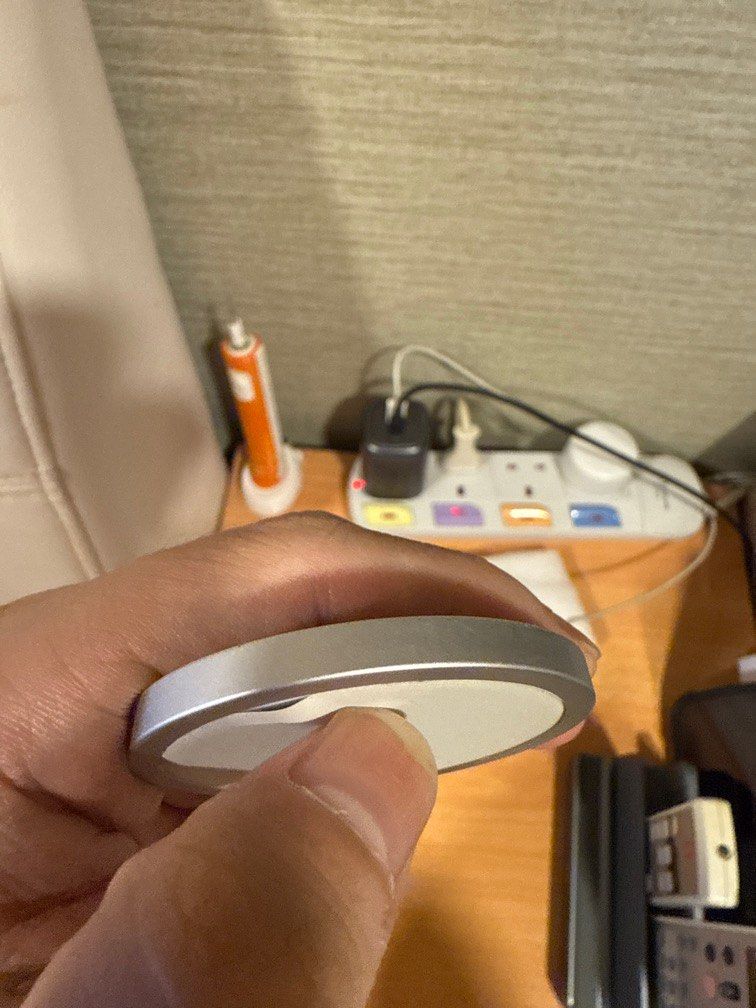Apple MagSafe Wireless Charger406111179569244161