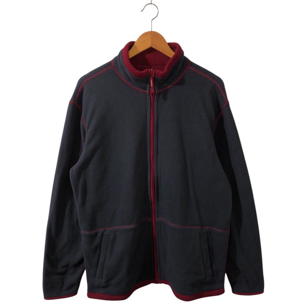 Baleno Reversible Fullzip Jacket (Category: Coats, Jackets and Outerwear) located in Puerto Princesa. Submitted by vanjagmis (Listing ID 1391509490, Image 1). Description: Baleno Reversible Jacket ♻️SIZE: Large ♻️DIMENSION: 23 x 28.5 ♻️CONDITION: Excellent ♻️ISSUE: None 💸MINE: 300 Only🛒 🚨No return and exchange. 🚨Check all the details and pics before purchasing the item. 🚨Color may vary due to lighting. 🚨Manage your expectations since all it