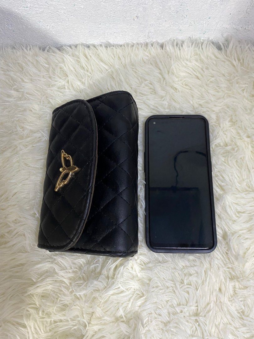 Belladonna Small Purse Bag (Category: Purses & Pouches) located in Cavite. Submitted by airadanicaaaaa (Listing ID 1391366897, Image 3). Description: can fit small phone (size like iphone11) .