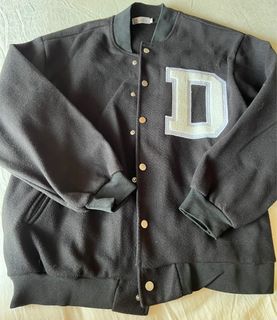 (Category: ) located in . Submitted by j1apreloved (Listing ID 1391514857, Image 1). Description: .