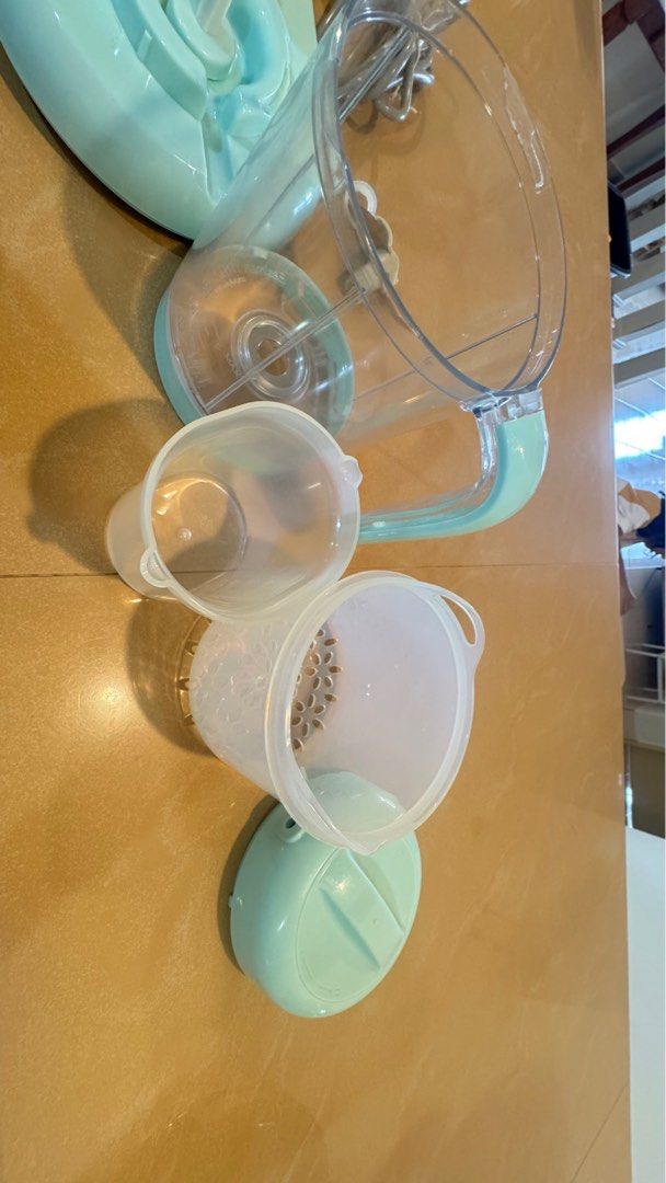 Blander (Category: Breastfeeding & Bottle Feeding) located in Kuala Lumpur. Submitted by fatinliana68252 (Listing ID 1391358655, Image 3). Description: Untuk blend nasi baby dan boleh stim .