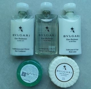 意大利製造全新 BVLGARI 洗漱用品套裝64239409059843110