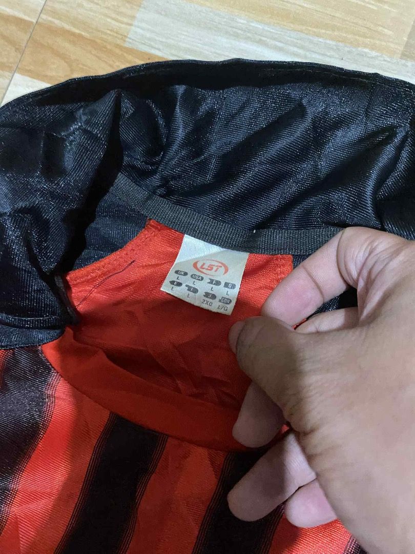 Bwin jersey lst tag (Category: Activewear) located in Tubigon. Submitted by wawiesunbe75372 (Listing ID 1391464942, Image 2). Description: Bwin LST Tag excellent free sf.
