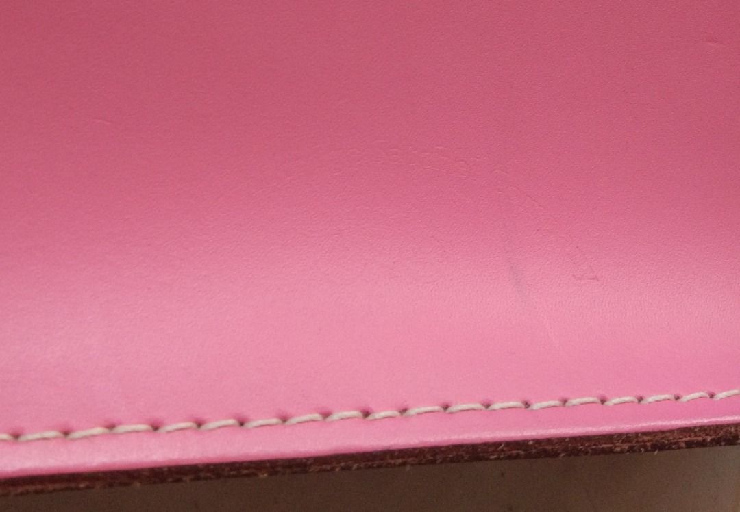 Cambridge Satchel co. bag (Category: Luxury Bags & Wallets) located in Pasay City. Submitted by denimdude.ph (Listing ID 1391408244, Image 3). Description: made in England small marks, last pics.