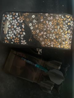 （分類：）位於 。 由 LemonTea612 提交（商品編號 1391384623，圖片 1）。簡介： 。