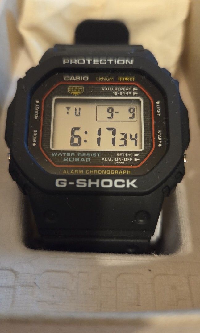 Casio Gshock DW5000R (Category: Men's Watches) located in Tuguegarao City. Submitted by longdrive21 (Listing ID 1390999556, Image 2). Description: selling brand new in box casio gshock dw5000R. reissue of the 1983 classic..