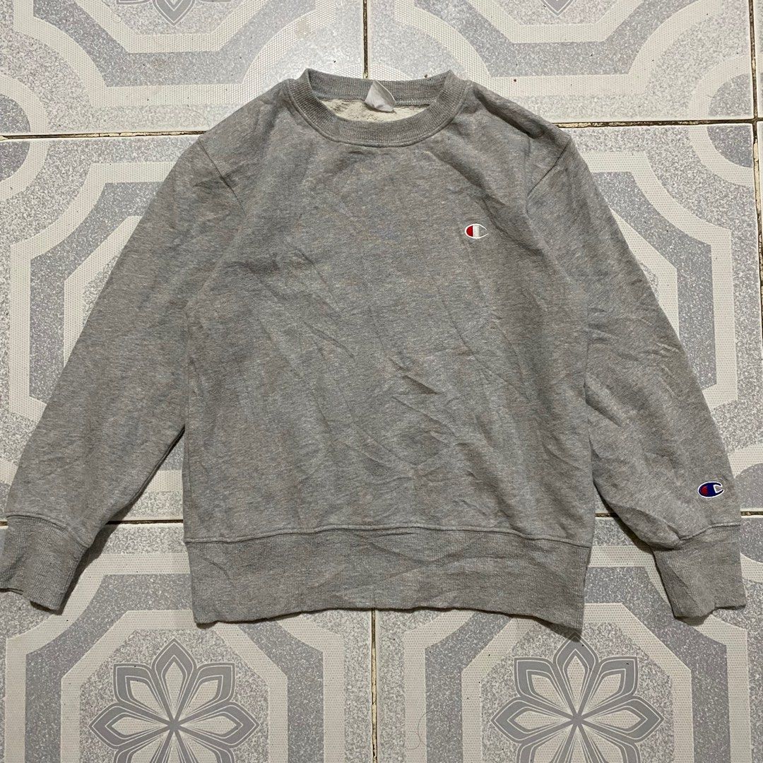 Champion Sweatshirt and Sweatpants (Category: Activewear) located in Taguig. Submitted by askgue (Listing ID 1391458993, Image 2). Description: Pair (Top & Bottom) for only 490 150 on tag. Can fit XS-S Woman size.