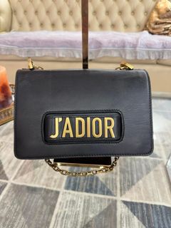 (Category: ) located in . Submitted by SecondhandItems97 (Listing ID 1391450493, Image 1). Description: .