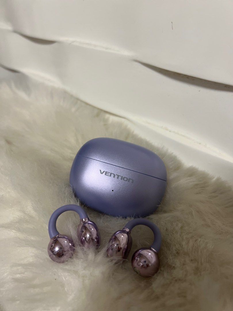 Clip-On Bluetooth Earbuds (Category: Earphones) located in Manila. Submitted by zazzyfindsph (Listing ID 1391472354, Image 1). Description: Purple Vention Echo Clip A11 Pro Lightweight, Call option, Stylish .