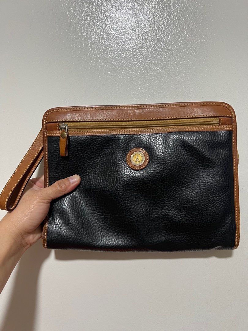Clutch Bag Vintage Collection (Category: Belt bags, Clutches and Pouches) located in Mandaluyong City. Submitted by djaaay (Listing ID 1391519542, Image 1). Description: La Tour Eiffel (1887) Vintage Collection .