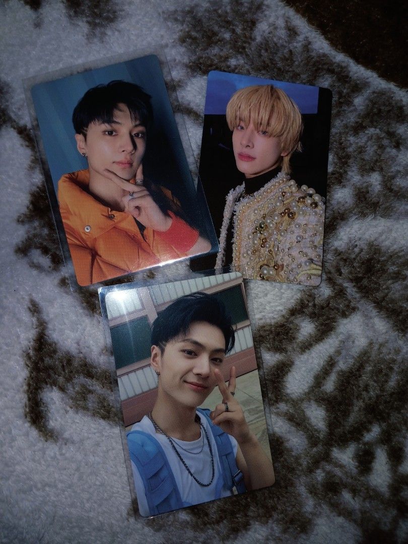 ENHYPEN Albums and PC (Category: K-Wave Merchandise) located in Cavite. Submitted by adorexstyles_ (Listing ID 1391429967, Image 2). Description: pm for more picts and questions 150 each album and pc 🤗🫶 RFS: dupes #Enhypen #enhypenalbum.