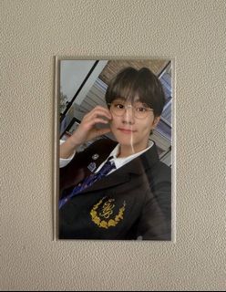 (Category: ) located in . Submitted by clearmykpopstuff (Listing ID 1391458104, Image 1). Description: .