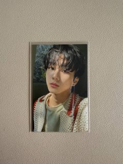 (Category: ) located in . Submitted by clearmykpopstuff (Listing ID 1391458309, Image 1). Description: .