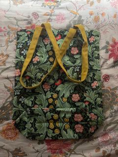 （分類：）位於 。 由 laijamartinez 提交（商品編號 1391437437，圖片 1）。簡介： 。