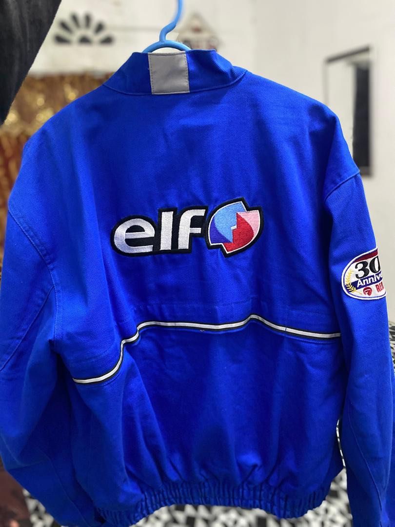 JACKET ELF (Category: Tshirts & Polo Shirts) located in Batu Pahat. Submitted by aizatstore. (Listing ID 1391490134, Image 2). Description: elf jacket biru size M colour masih pekat✅ condition perfect✅ .