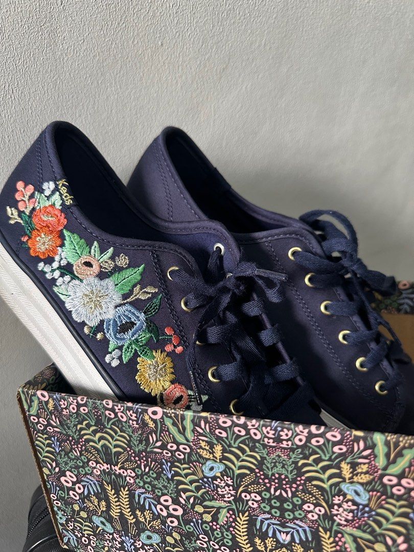 Keds Triple Kick (Rifle Paper Co) (Category: Sneakers) located in Marikina City. Submitted by dmse0409 (Listing ID 1391417776, Image 3). Description: Orig price: 3k RFS: Decluttering.