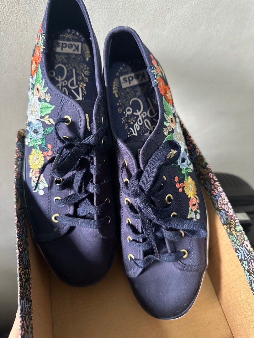 Keds Triple Kick (Rifle Paper Co) (Category: Sneakers) located in Marikina City. Submitted by dmse0409 (Listing ID 1391417776, Image 2). Description: Orig price: 3k RFS: Decluttering.