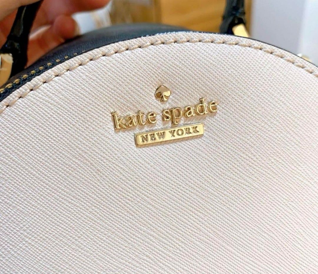 KS (Category: Luxury Bags & Wallets) located in Bulacan. Submitted by vintage_purge (Listing ID 1391457585, Image 3). Description: ks 4900php unused 🧡 Preloved Branded Items from Japan 🇯🇵 Real deals, real brands — at prices you’ll love! 👜 For those who know the value of preloved! All items are decluttered from Japan-based owners. 💯 100% legit/original — or your money back! 📌 First to pay = first to own ❗ No returns affer reviewing all photo