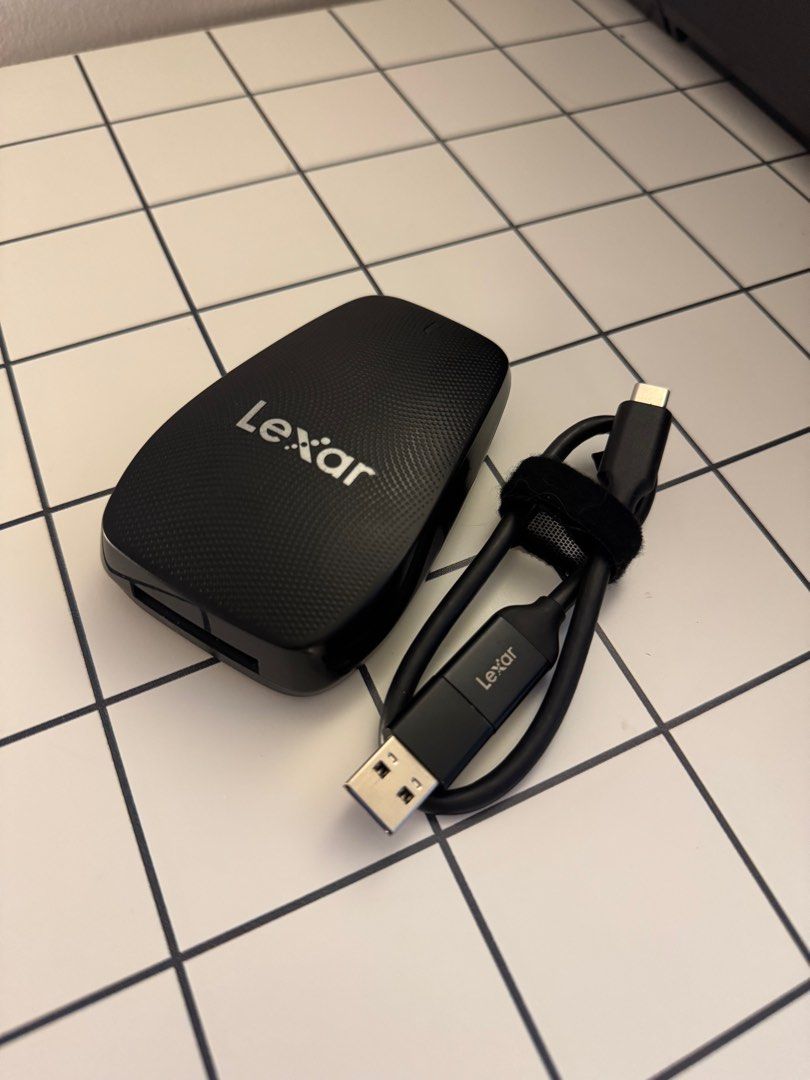 LEXAR CFExpress Reader (Category: E-Readers) located in Taguig. Submitted by nkki11 (Listing ID 1391409976, Image 1). Description: LEXAR CFExpress Reader (Original with cable) RFS - Sold my Fujifilm XH2 / No longer need CFExpress and reader.