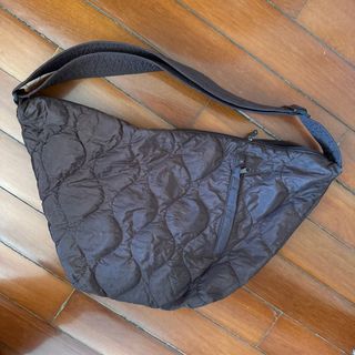 日本Lowrys Farm Quilted cloud Sling Bag brown 雲朵包64202087343363110