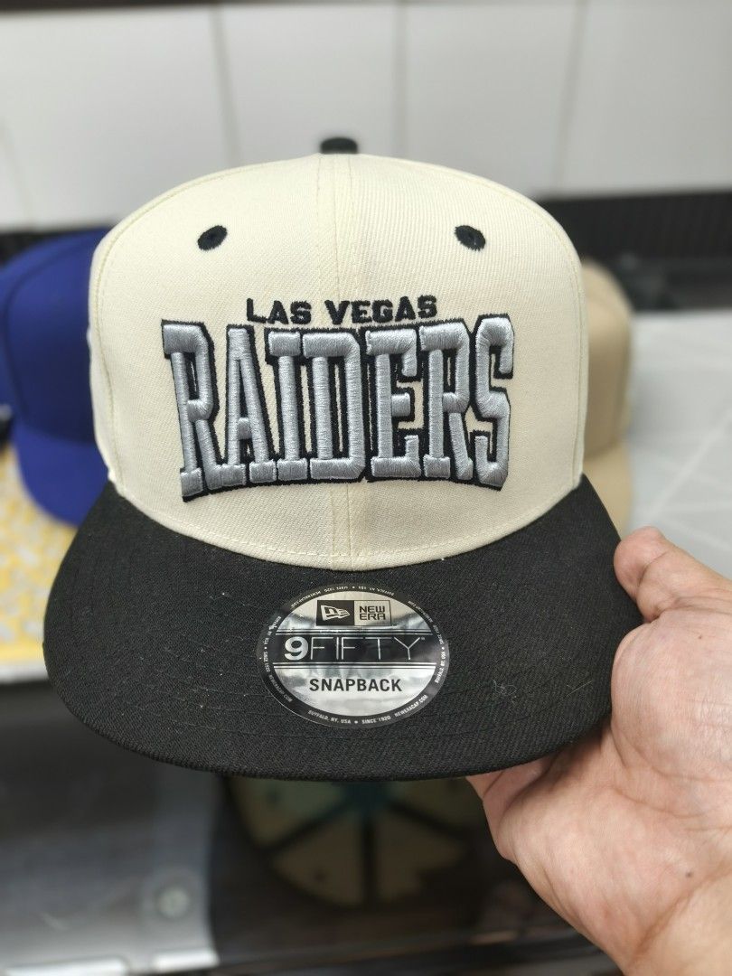 NE 9FIFTY LAS VEGAS RAIDERS SNAPBACK (Category: Caps & Hats) located in Bacoor. Submitted by rafalcotas (Listing ID 1391545889, Image 1). Description: .