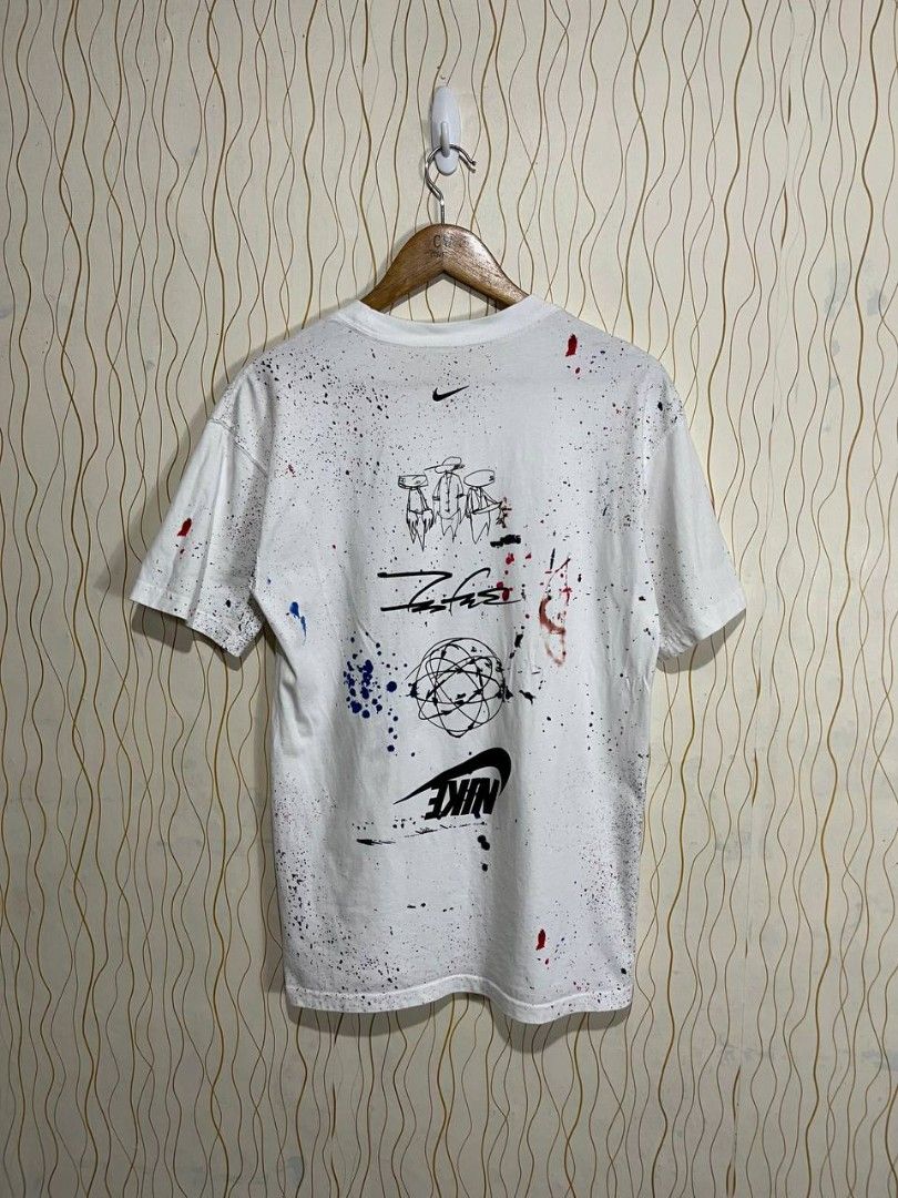 Nike x Futura (Category: Tshirts & Polo Shirts ) located in Lucena. Submitted by cw.thrift (Listing ID 1391497208, Image 2). Description: Nike x Futura Excellent condition No issue Size small on tag best fit to medium Dimes Width pit to pit 19.5 inches Length 27 inches.