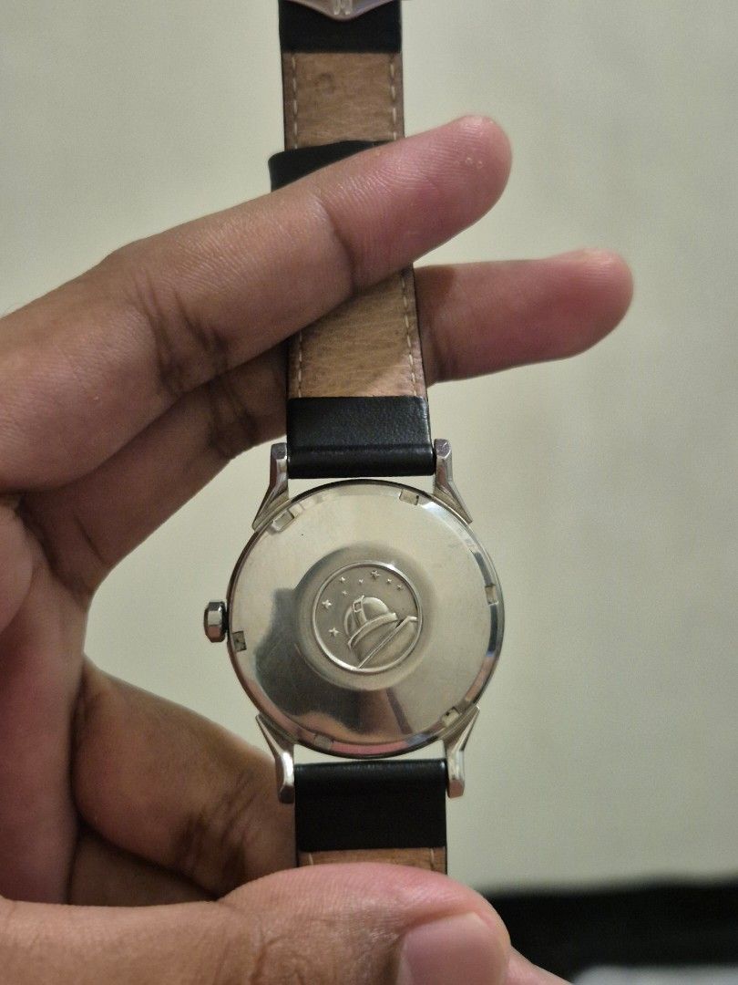 Omega constellation (Category: Men's Watches) located in Taguig. Submitted by jpssoverei74023 (Listing ID 1391495792, Image 2). Description: Omega Constellation Vintage - well maintained 1962 14902 cal. 561 34mm Hirsch strap Watch only Decluttering my vintage collection No lowballing, I'd rather keep it.