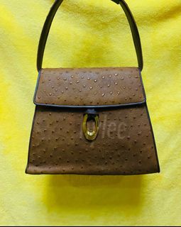(Category: ) located in . Submitted by nyleeshop0.0 (Listing ID 1391410359, Image 1). Description: .