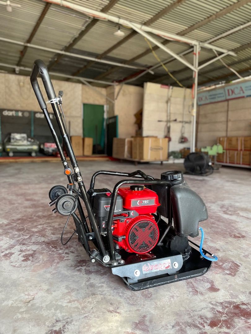 PLATE COMPACTOR with KTEC GASOLINE ENGINE 5.5HP (Category: Construction Tools & Equipment) located in Caloocan City. Submitted by sanaliindustrialsales (Listing ID 1391400444, Image 3). Description: PLATE COMPACTOR with KTEC GASOLINE ENGINE 5.5HP 🛑Model: WESPRO WE-PC90T 🛑Plate Size: 510*500mm 🛑Max Travelling Speed: 20-25 🛑Compaction Depth: 30cm 🛑Impact Force: 15KN 🛑Weight: 104kg ☑️Brand New 💯% ☑️Heavy Duty 💯% ☑️Lifetime Free Labor & Check