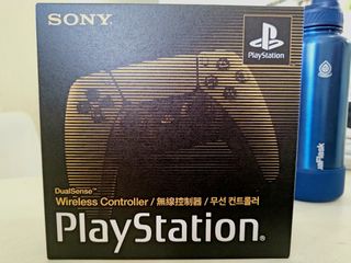 Playstation Dualsense 30th Anniversary Limited Edition, Video Gaming
